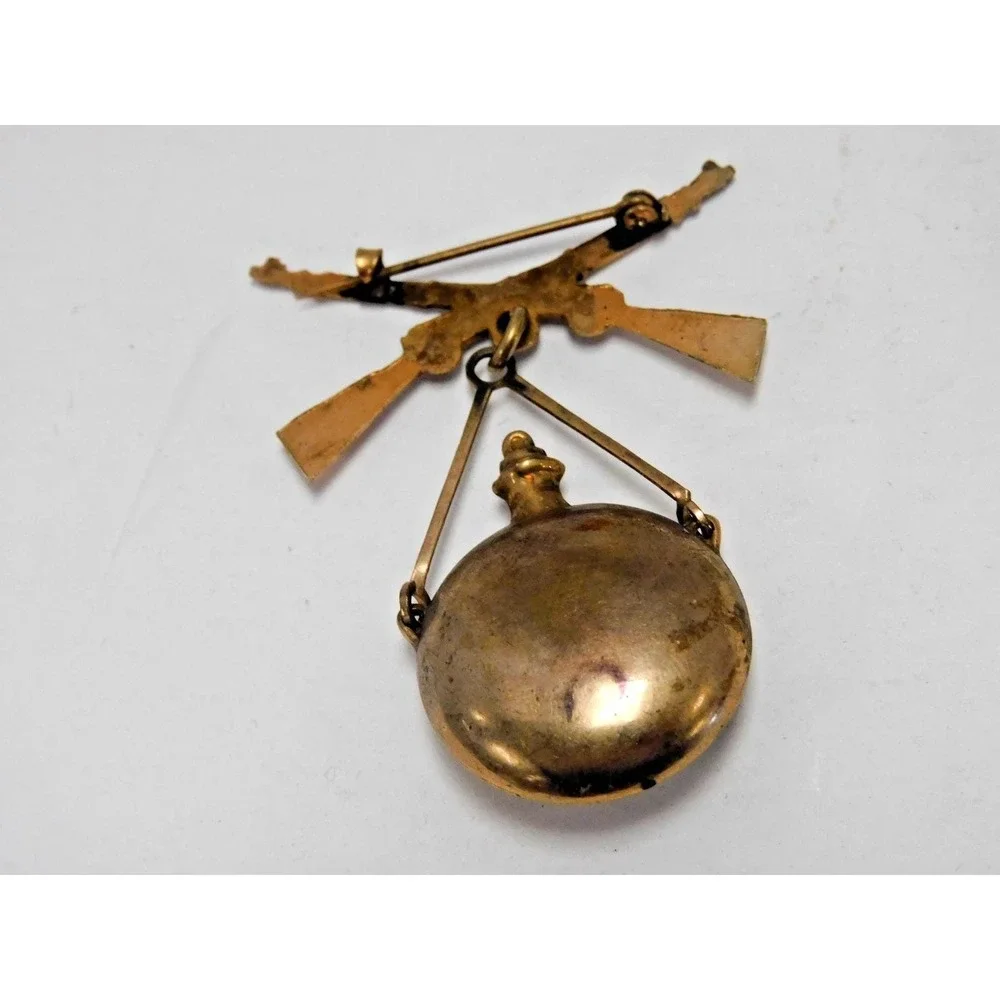 Span Am WW1 Sweetheart Pin Canteen Rifles Homefront JC233